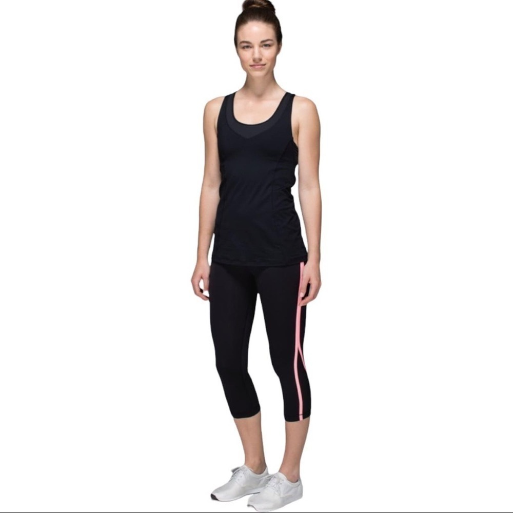 Lululemon Up The Pace Crop Black / Steep Stripe Bleached Coral Horizontal Size 2